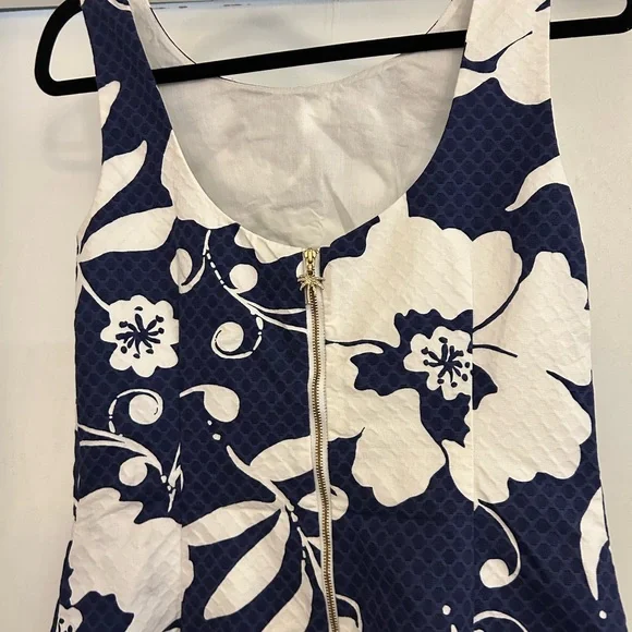 Lilly Pulitzer White Dress with Navy Accents - Picture 6 of 8